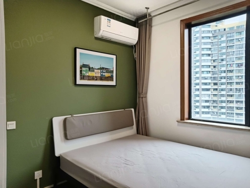 合租·嘉业阳光假日一二期 4居室 北卧