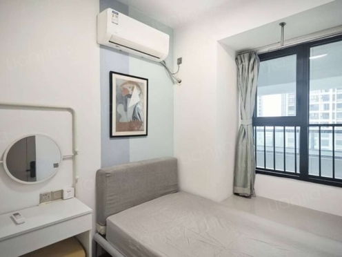 合租·湖西星辰 4居室 北卧