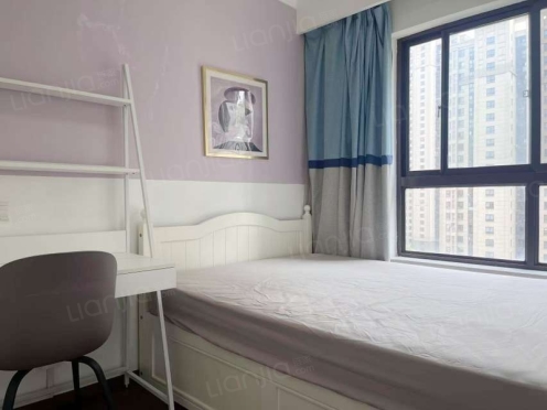 合租·海悦花园三区 5居室 南卧