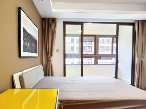 合租·天阅湖滨雅苑 5居室 南卧