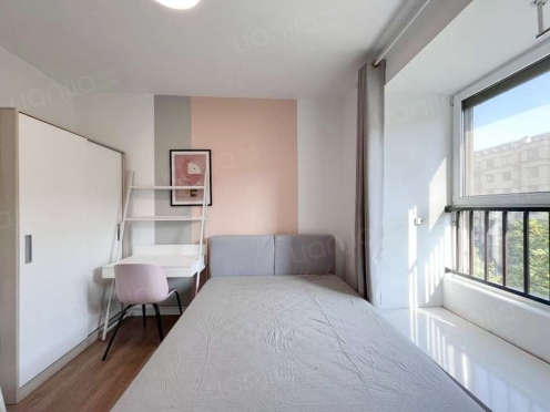 合租·金辉优步花园 4居室 南卧