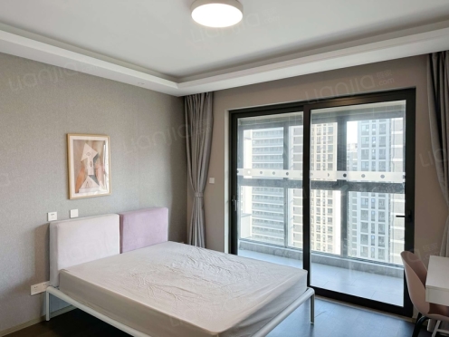 合租·四季和鸣雅园南区 4居室 南卧