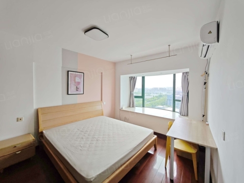 合租·君地风华 4居室 南卧