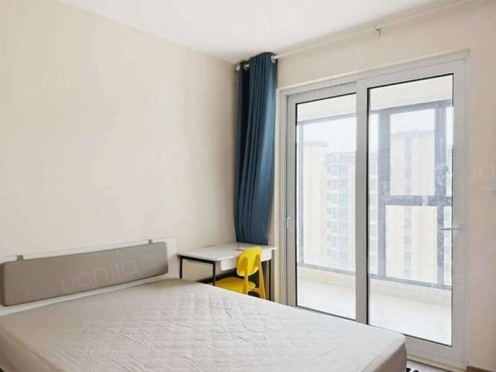 合租·旭辉和风 5居室 南卧