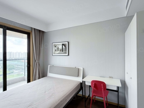 合租·紫珺兰园 4居室 南卧