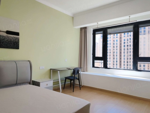 合租·中铁诺德国礼 5居室 南卧