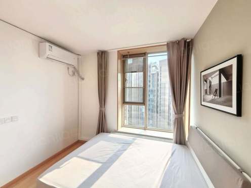 合租·枫情水岸 5居室 南卧