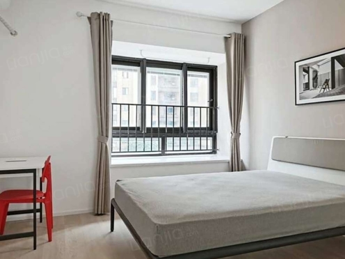 合租·天地源七里香都 4居室 南卧