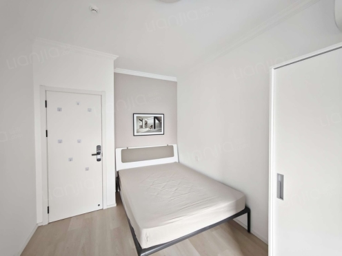 合租·正荣华府 5居室 南卧