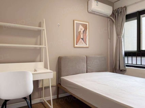 合租·天地源七里香都 3居室 南卧