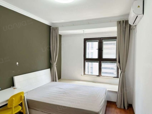 合租·锦华星光花园 4居室 南卧