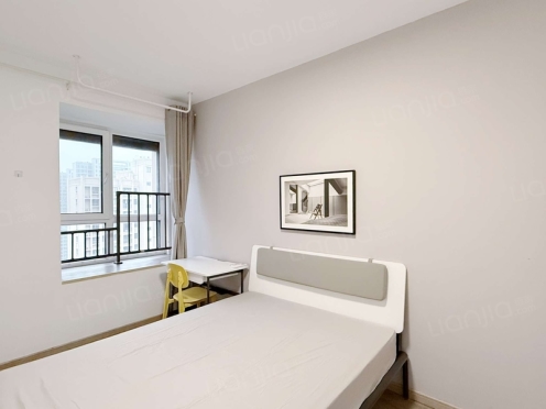 合租·环秀湖花园 4居室 南卧