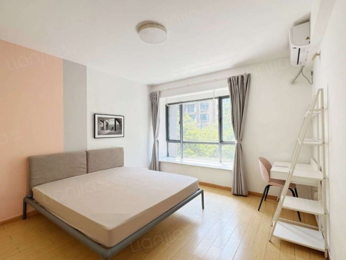 合租·中海星湖国际 5居室 南卧