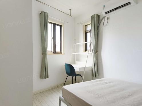 合租·名馨花园 5居室 西卧