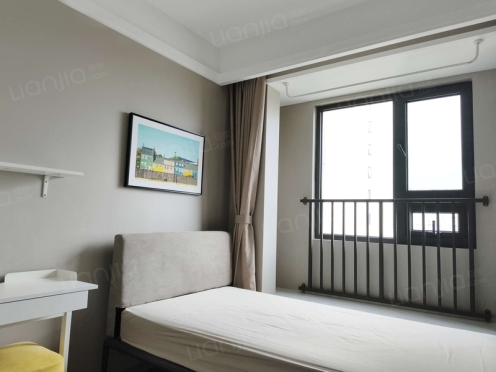 合租·大悦澜庭 5居室 北卧