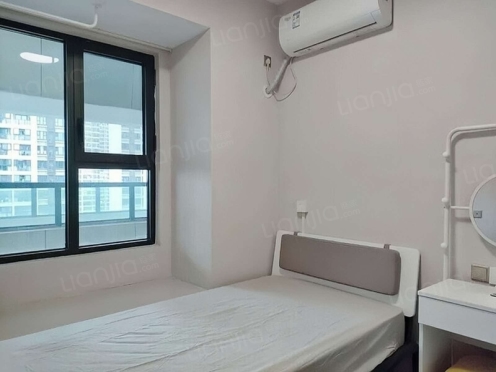 合租·湖西星辰 4居室 北卧