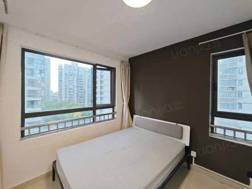 合租·枫华紫园 4居室 北卧