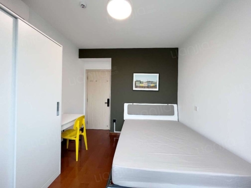 合租·枫情水岸 4居室 南卧