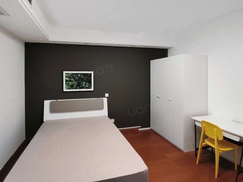 合租·枫情水岸 5居室 北卧