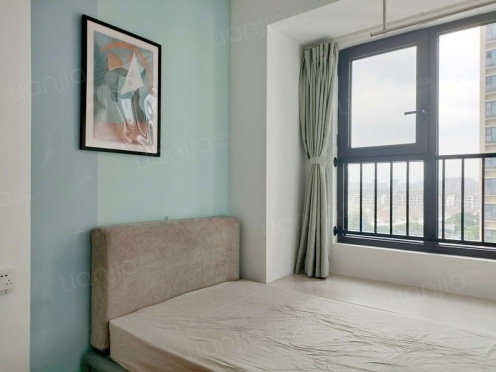 合租·湖西星辰 4居室 北卧