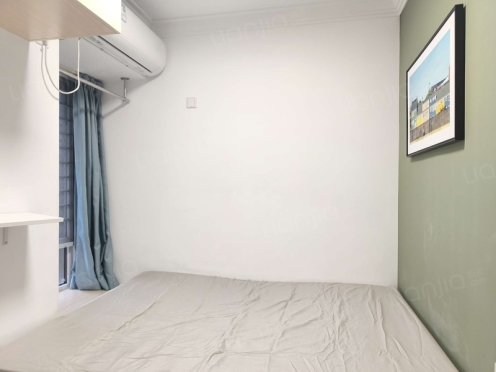 合租·红树湾花园 4居室 南卧