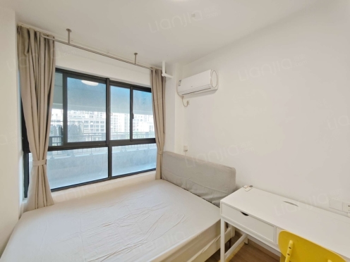 合租·正荣华府 4居室 北卧