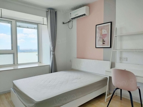 合租·翡丽湾花园南区 5居室 南卧