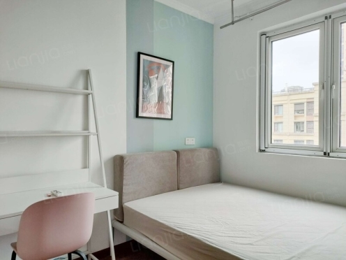 合租·中海双湾花园二期 4居室 北卧