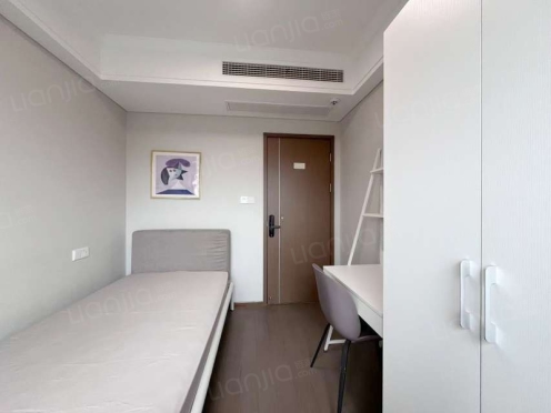 合租·泊云庭 5居室 北卧