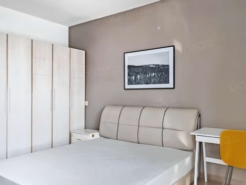 合租·四季新家园 4居室 南卧