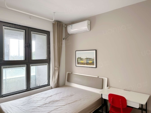 合租·天房美瑜兰庭 5居室 西南卧