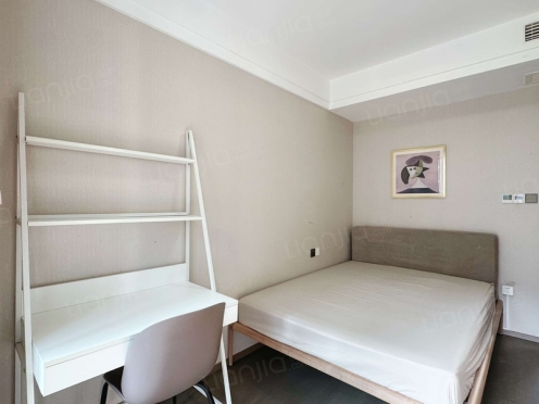 合租·悦云庭 5居室 南卧