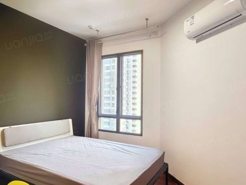 合租·馨湖园 4居室 南卧