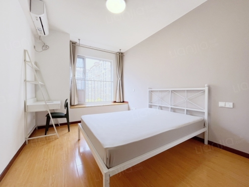 合租·保利清能西海岸北区 5居室 南卧