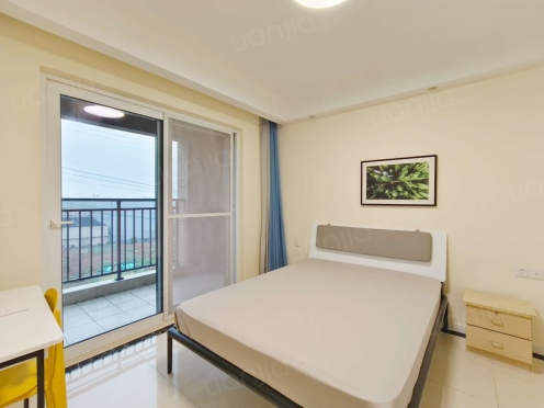 合租·中海光谷锦城 3居室 南卧