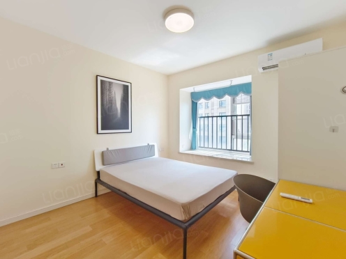 合租·中海光谷锦城 5居室 南卧