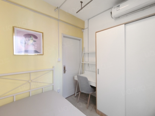 合租·光谷青年城南区 4居室 东卧