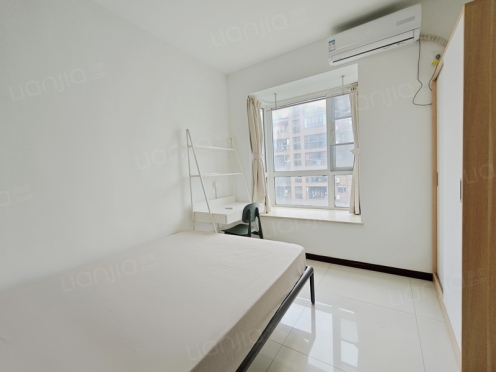 合租·友谊国际 4居室 北卧