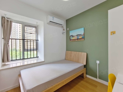 合租·中海光谷锦城 5居室 北卧