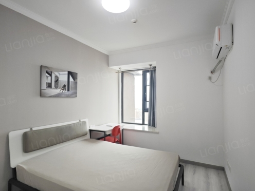 合租·龙湖天玺 5居室 北卧