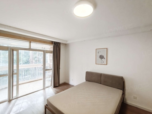 合租·掬水轩 3居室 南卧