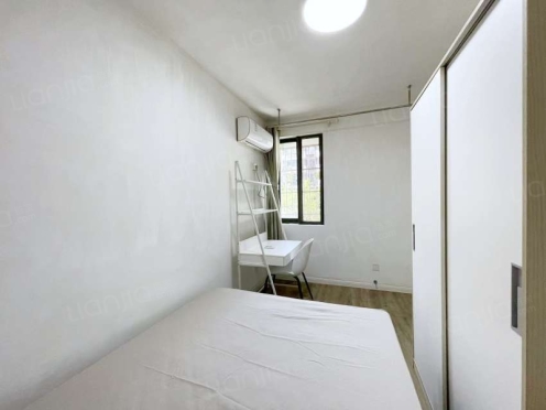 合租·春江新城沁顺坊 4居室 北卧