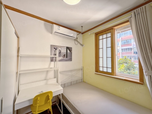 合租·西华东村社区 4居室 北卧