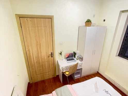 合租·中德英伦联邦C区 4居室 南卧