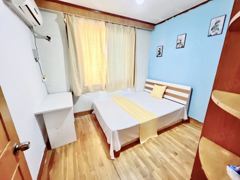 合租·人民路222号 4居室 北卧