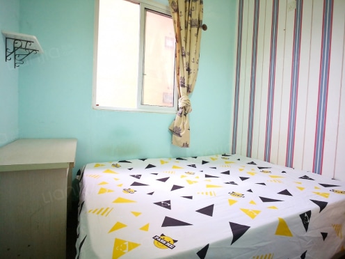 合租·公园大道 5居室 南卧