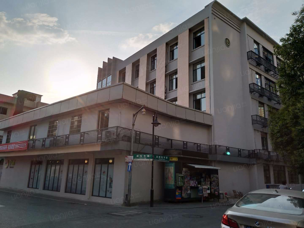宁巢公寓 戒坛寺武林广场店