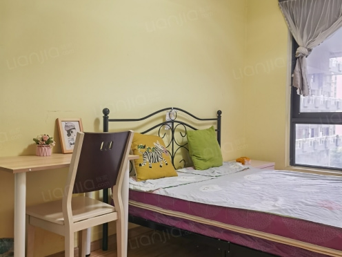 合租·空港晶座 3居室 跃层 南卧