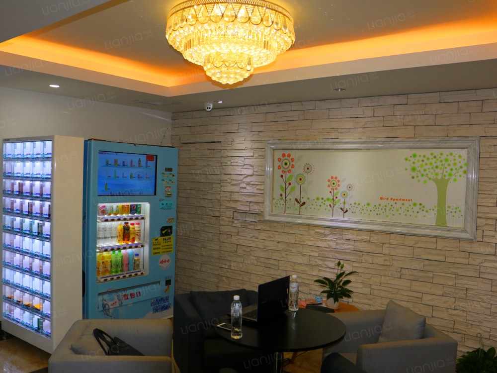 苜蓿园店