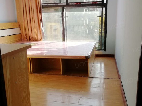 合租·金辉悦府 3居室 东南卧